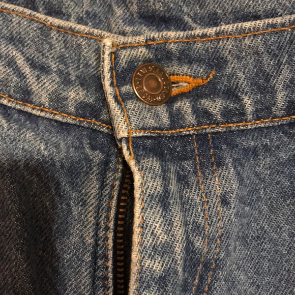 Vintage Levi’s mom jeans - Picture 7 of 10